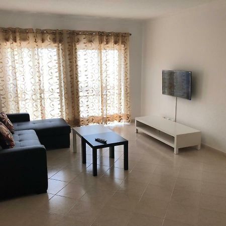 Olinda'S 2 Bedroom Apartment Лагуш Экстерьер фото