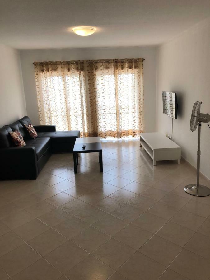 Olinda'S 2 Bedroom Apartment Лагуш Экстерьер фото